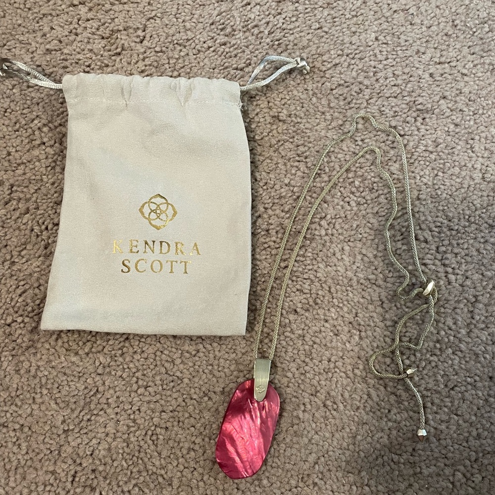 Brand new in bag Kendra Scott Necklace